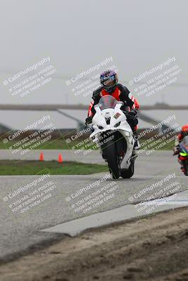 media/Nov-29-2025-TrackDaz (Sat) [[10ae2d9bce]]/A Group/Session 4 (Wheelie Bump)/